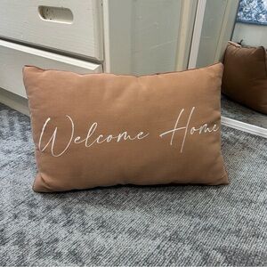 Welcome Home accent embroidered rectangle Broyhill taupe tan throw decor pillow✨